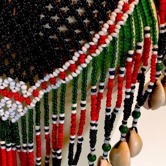 Vintage 60’s tie beaded dance skirt necklace or wall hanging cowrie shell bead - Picture 7 of 14